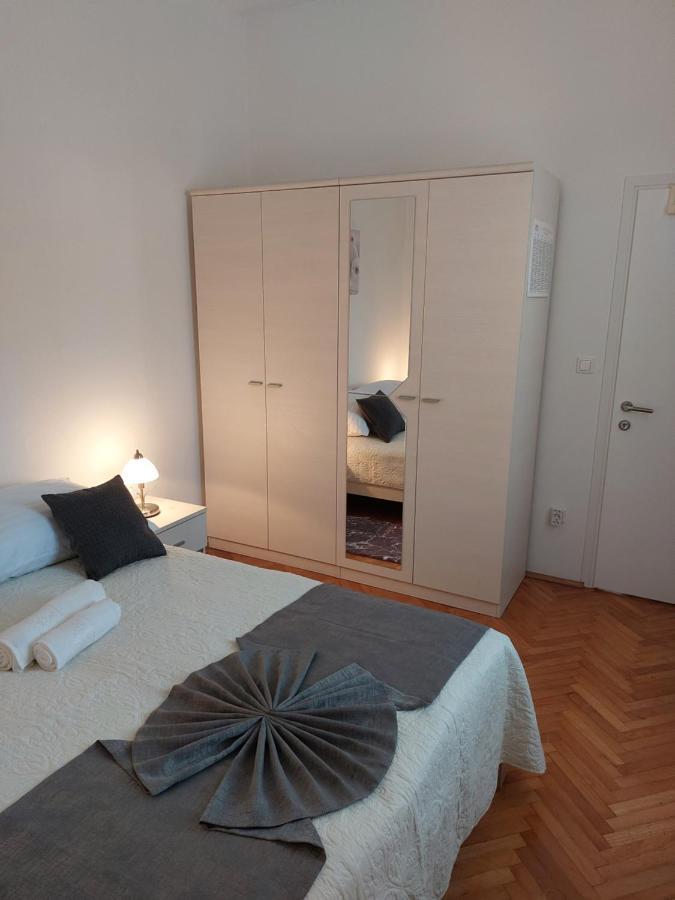 Apartment Hrzic Малинска Экстерьер фото